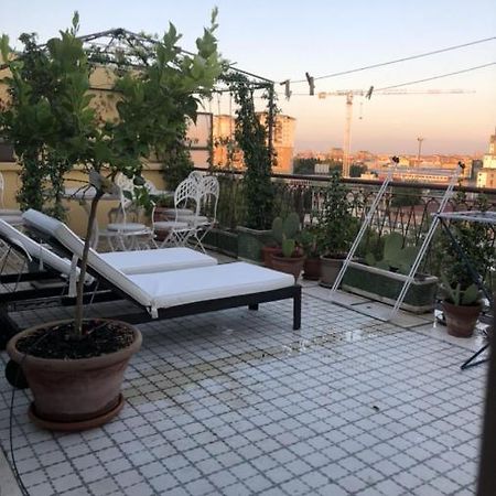 Casa Mia Stanza In Appartamento Condiviso ミラノ エクステリア 写真