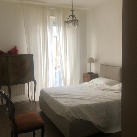 Casa Mia Stanza In Appartamento Condiviso ミラノ エクステリア 写真